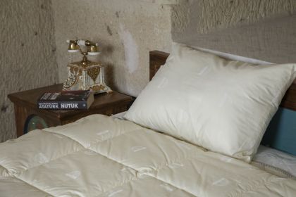 Wooly Pillow For Bedrooms, Wool FIll Comfortable Pillow